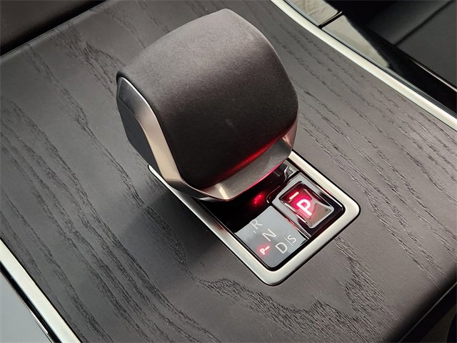 Used 2026 Land Rover Range Rover Velar S image 19