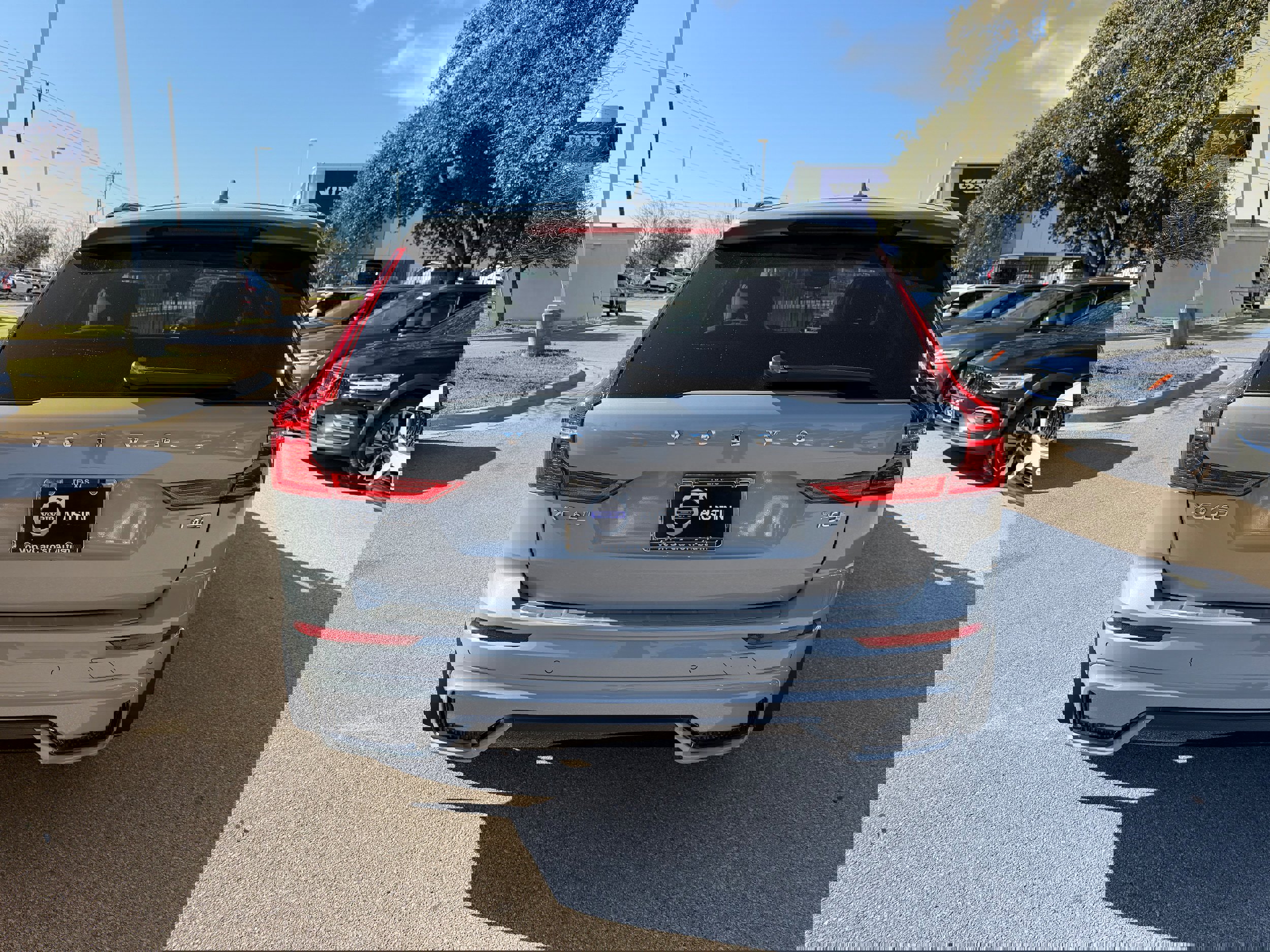 Used 2025 Volvo XC60 T8 Core w/ Protection Package Premier image 5