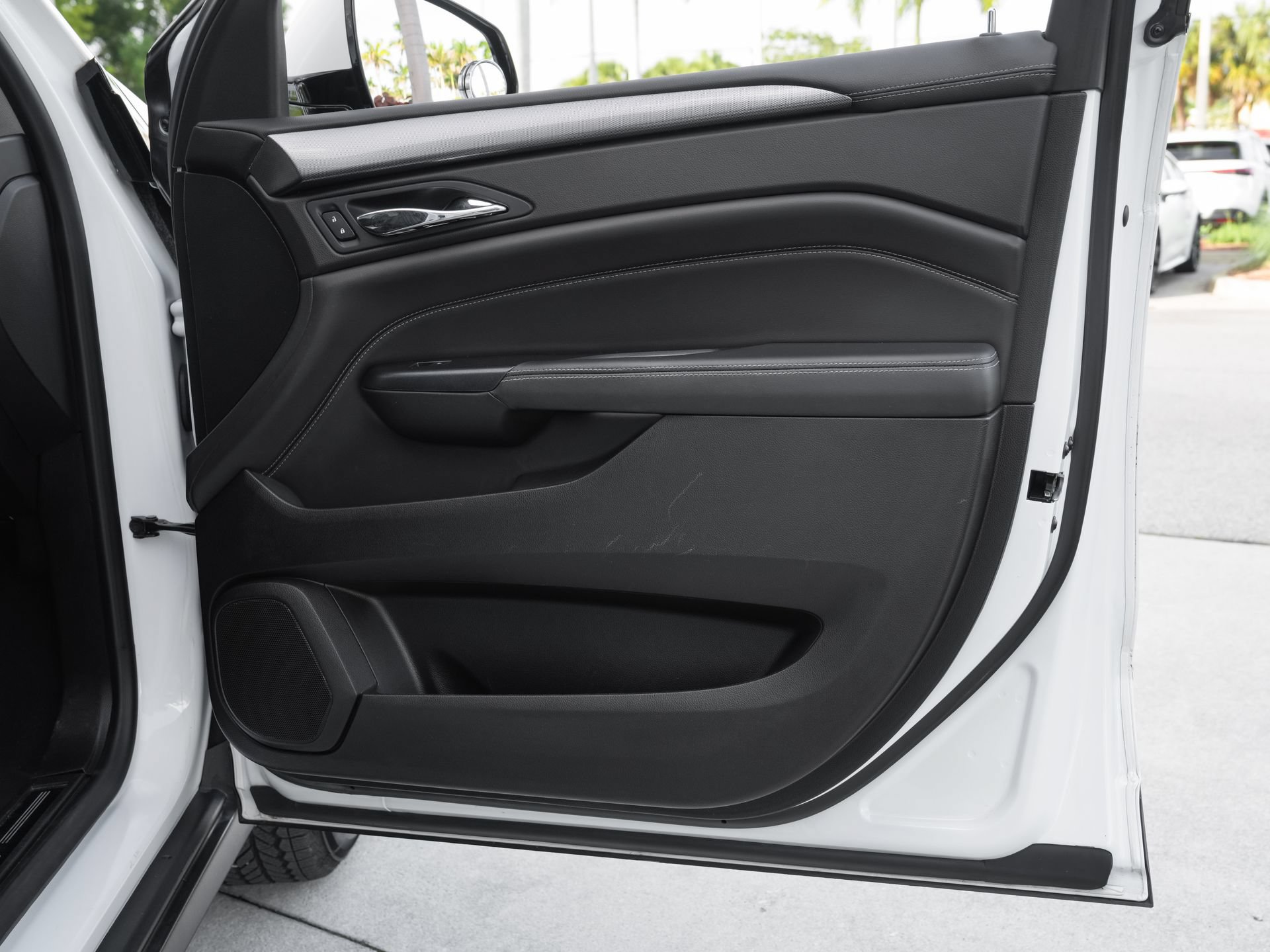 Used 2015 Cadillac SRX FWD image 24