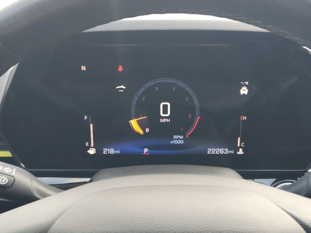 Used 2025 Chevrolet Trax ACTIV w/ Sunroof Package FWD image 7