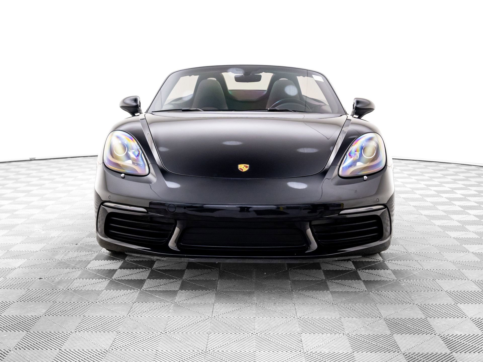 Used 2017 Porsche 718 Boxster image 9