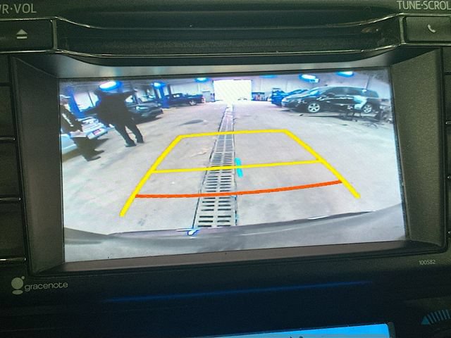 Used 2018 Toyota RAV4 XLE FWD image 14