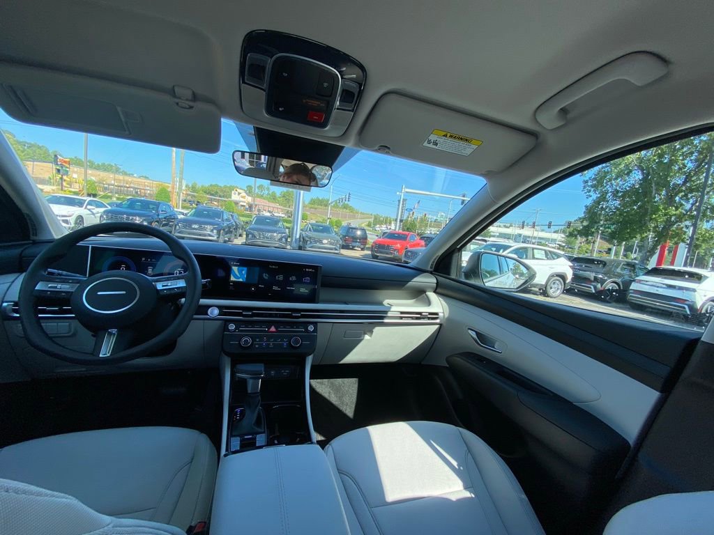 New 2026 Hyundai Tucson SE image 29