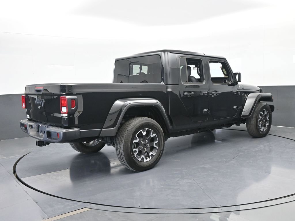 Used 2024 Jeep Gladiator Sport w/ Premium Package AWD/4WD image 6