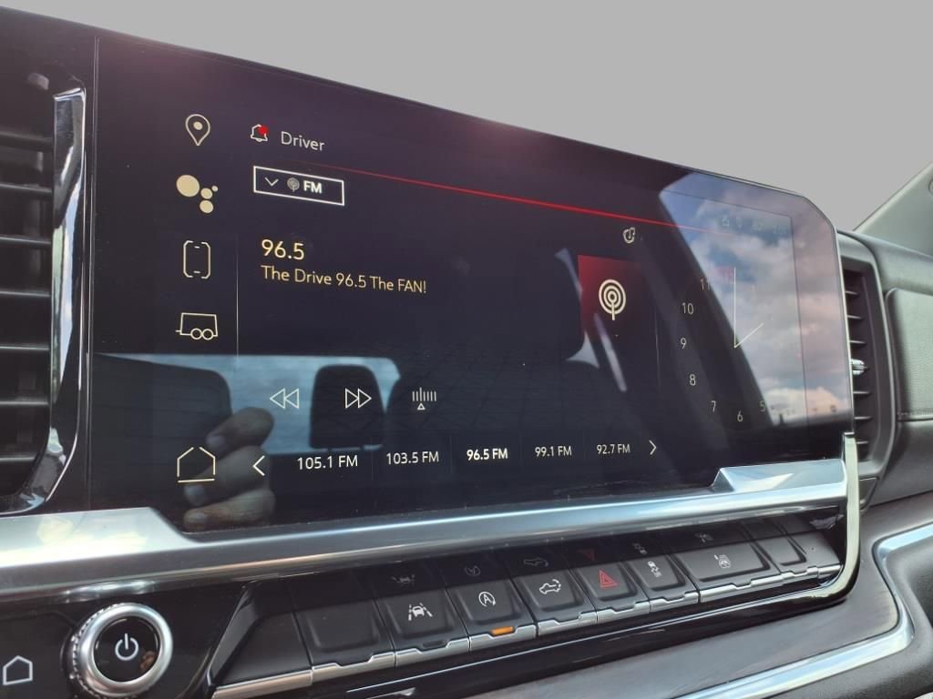 Used 2024 GMC Sierra 1500 SLT image 6