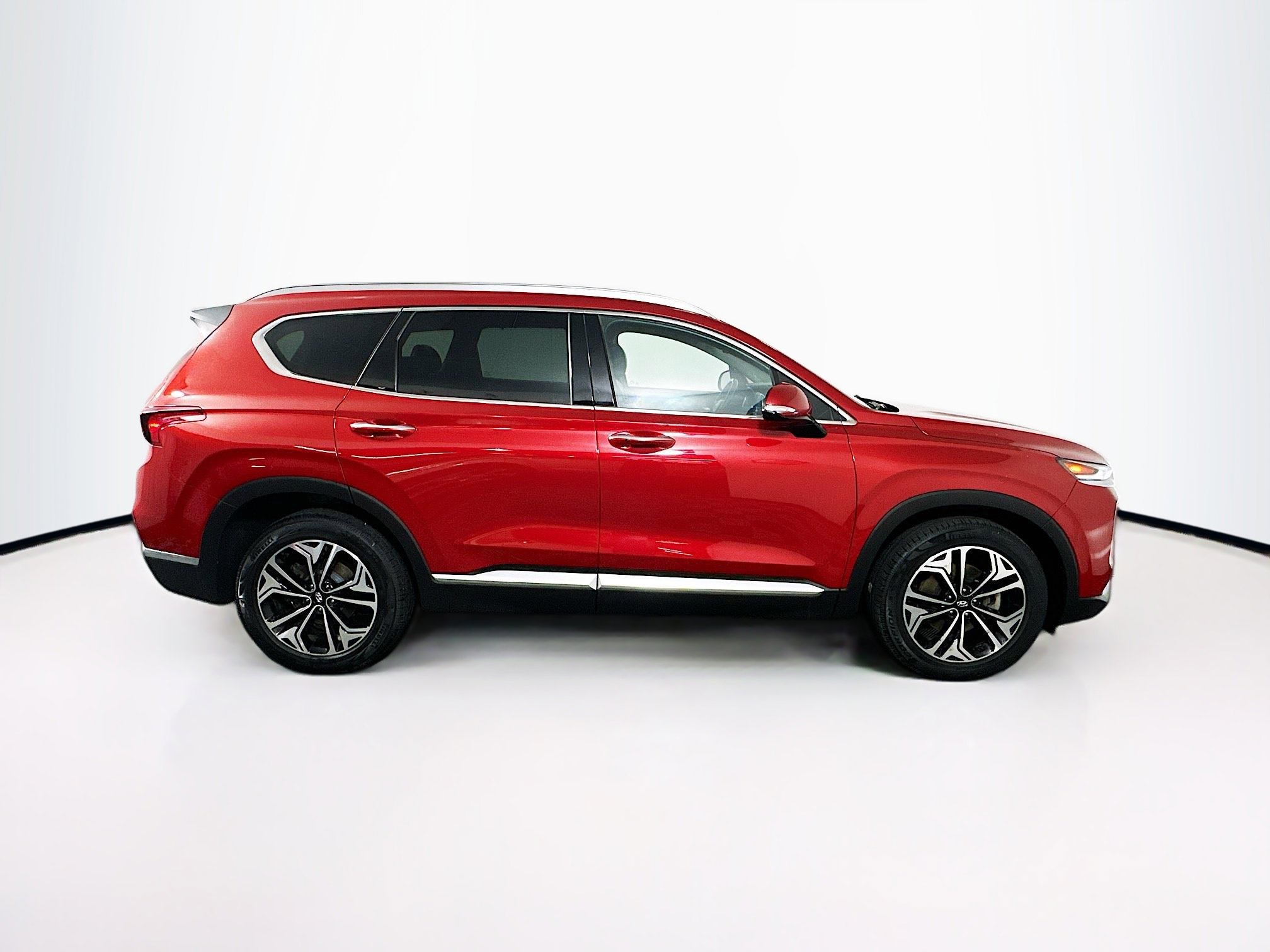 Used 2019 Hyundai Santa Fe Limited image 10