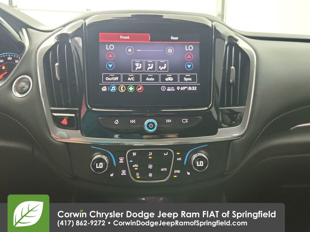 Used 2020 Chevrolet Traverse LT w/ Driver Confidence II Package AWD/4WD image 25