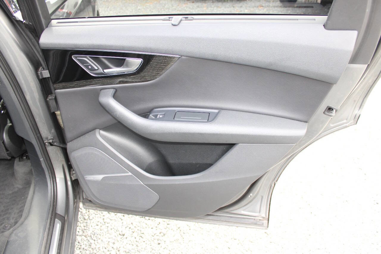 Used 2017 Audi Q7 3.0T Premium Plus image 26