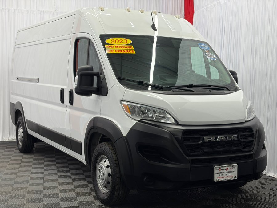 Used 2023 RAM ProMaster 2500 FWD image 2