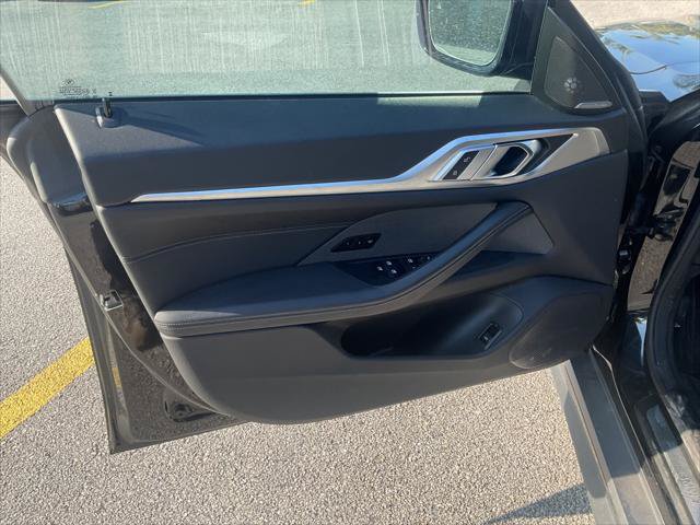 Used 2023 BMW i4 eDrive35 RWD image 11