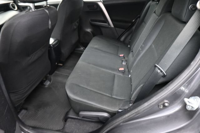 Used 2016 Toyota RAV4 LE FWD image 79
