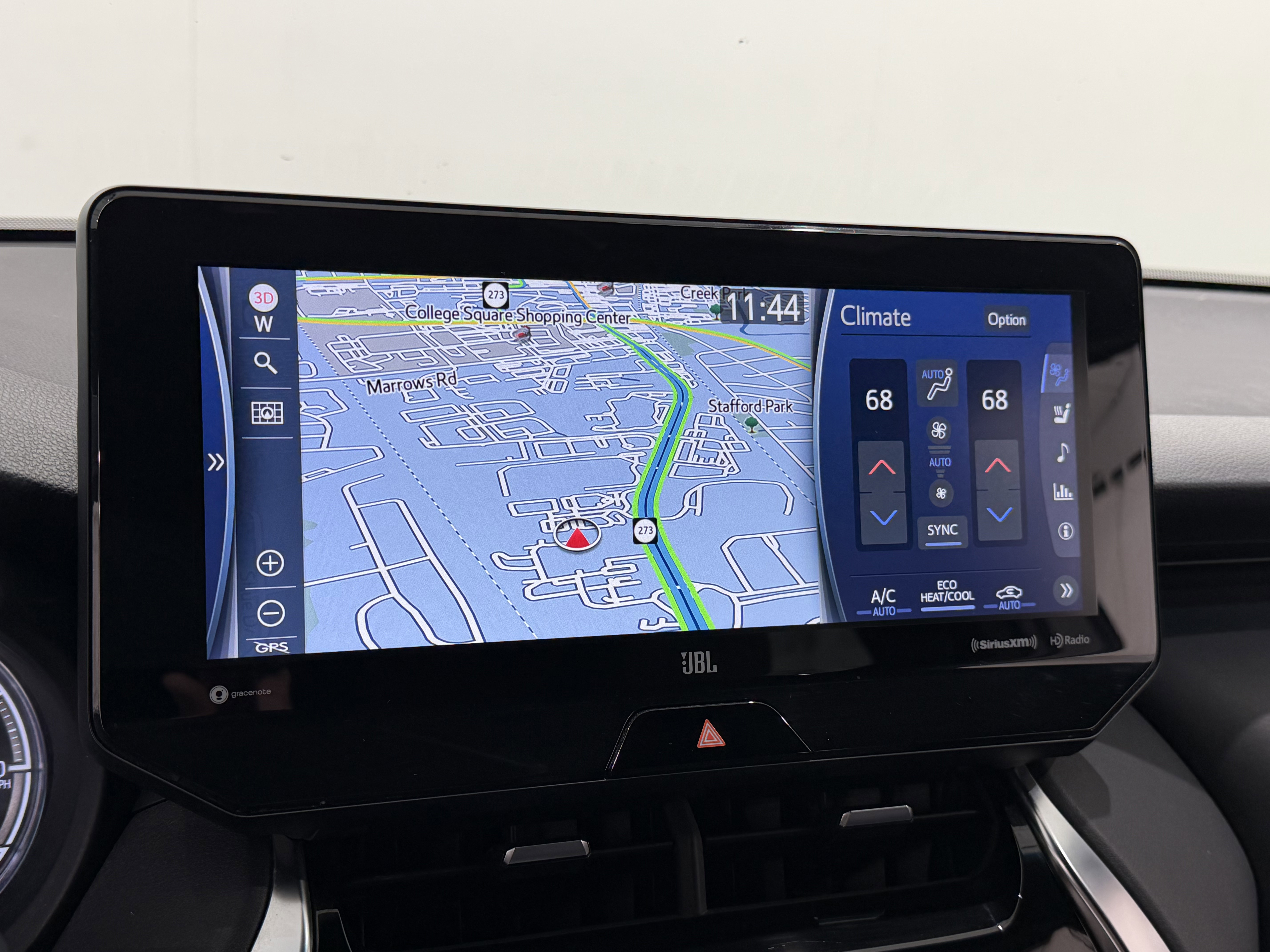 Used 2021 Toyota Venza XLE w/ Softex Package image 37