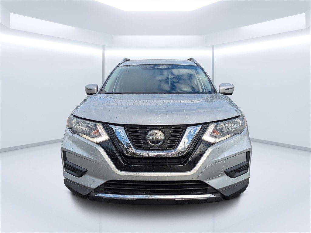 Used 2018 Nissan Rogue SV w/ Premium Package image 8