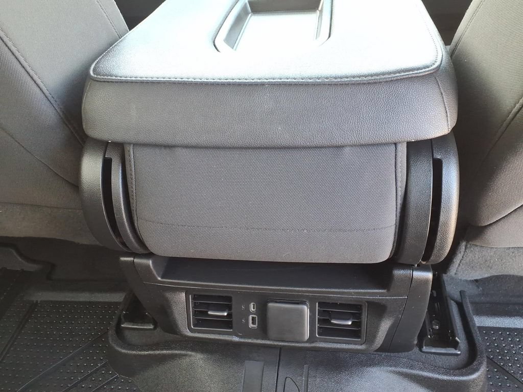 Used 2023 Chevrolet Silverado 1500 LT w/ Protection Package RWD image 17