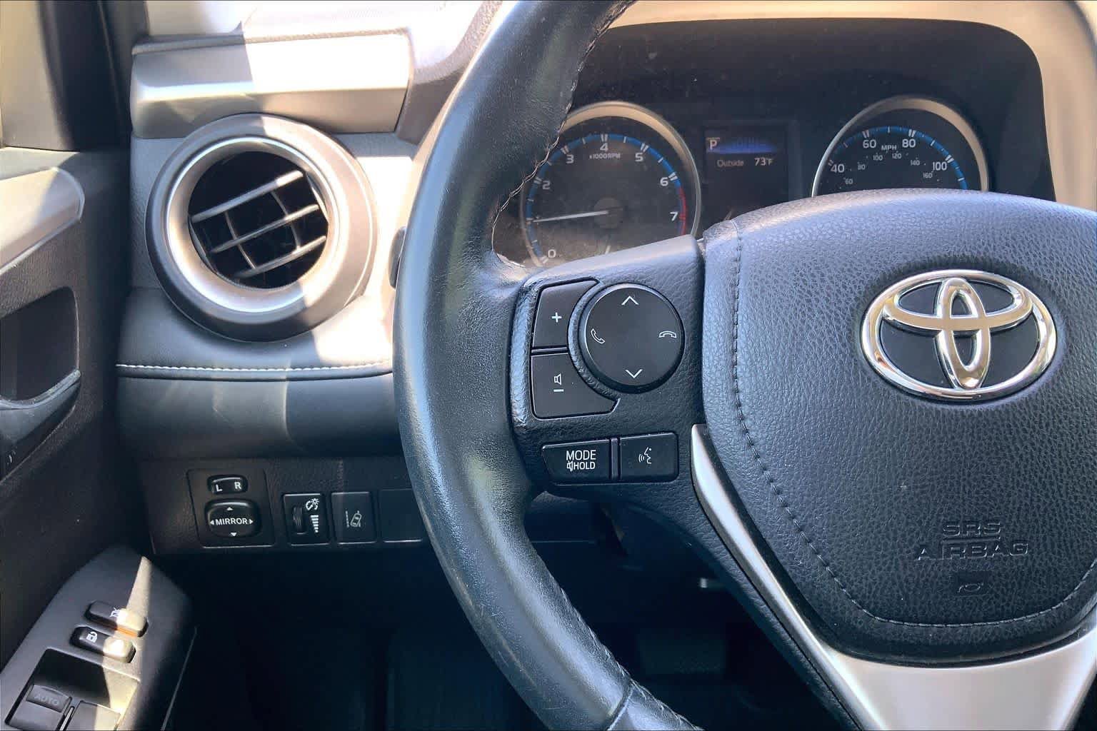 Used 2018 Toyota RAV4 XLE AWD/4WD image 24