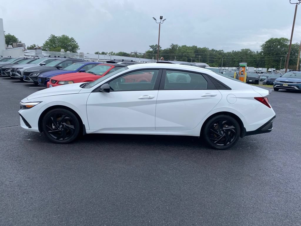 New 2026 Hyundai Elantra Sport FWD image 7