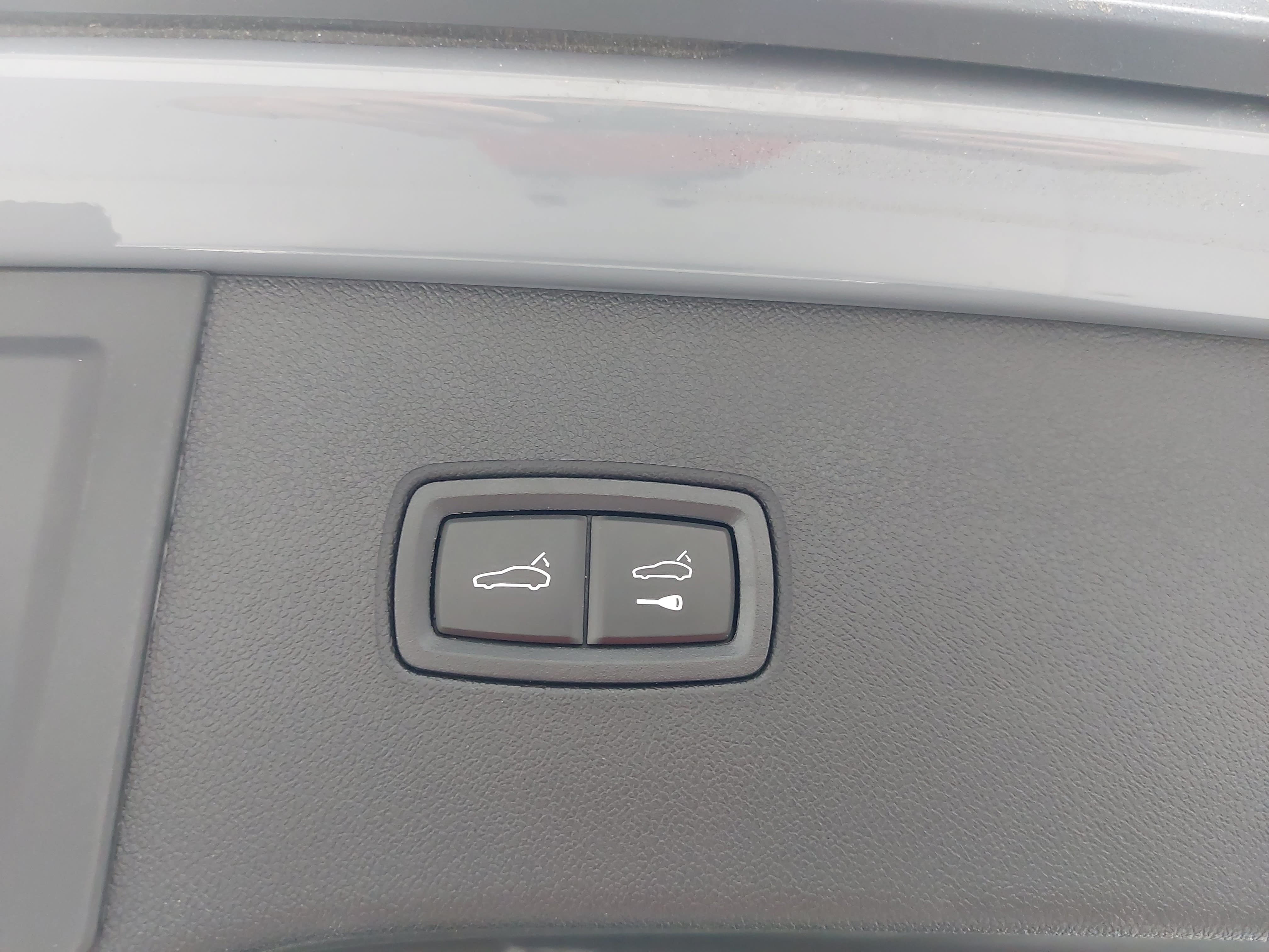 Certified 2026 Porsche Cayenne AWD/4WD image 15