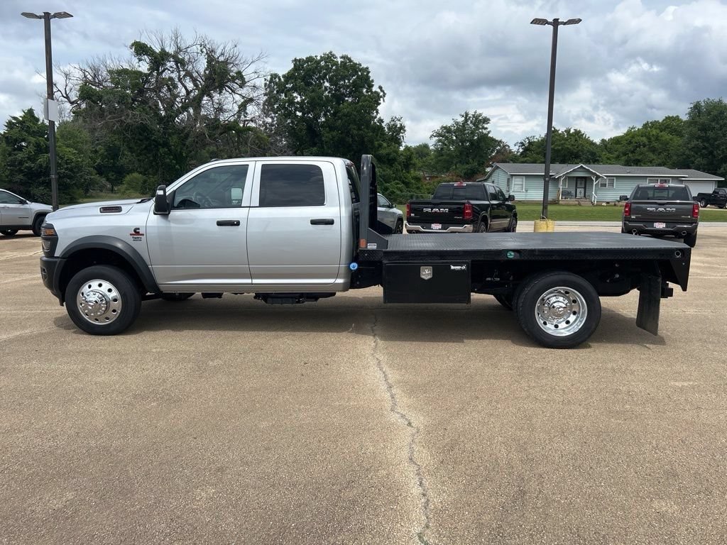 Used 2026 RAM 5500 Tradesman AWD/4WD image 2