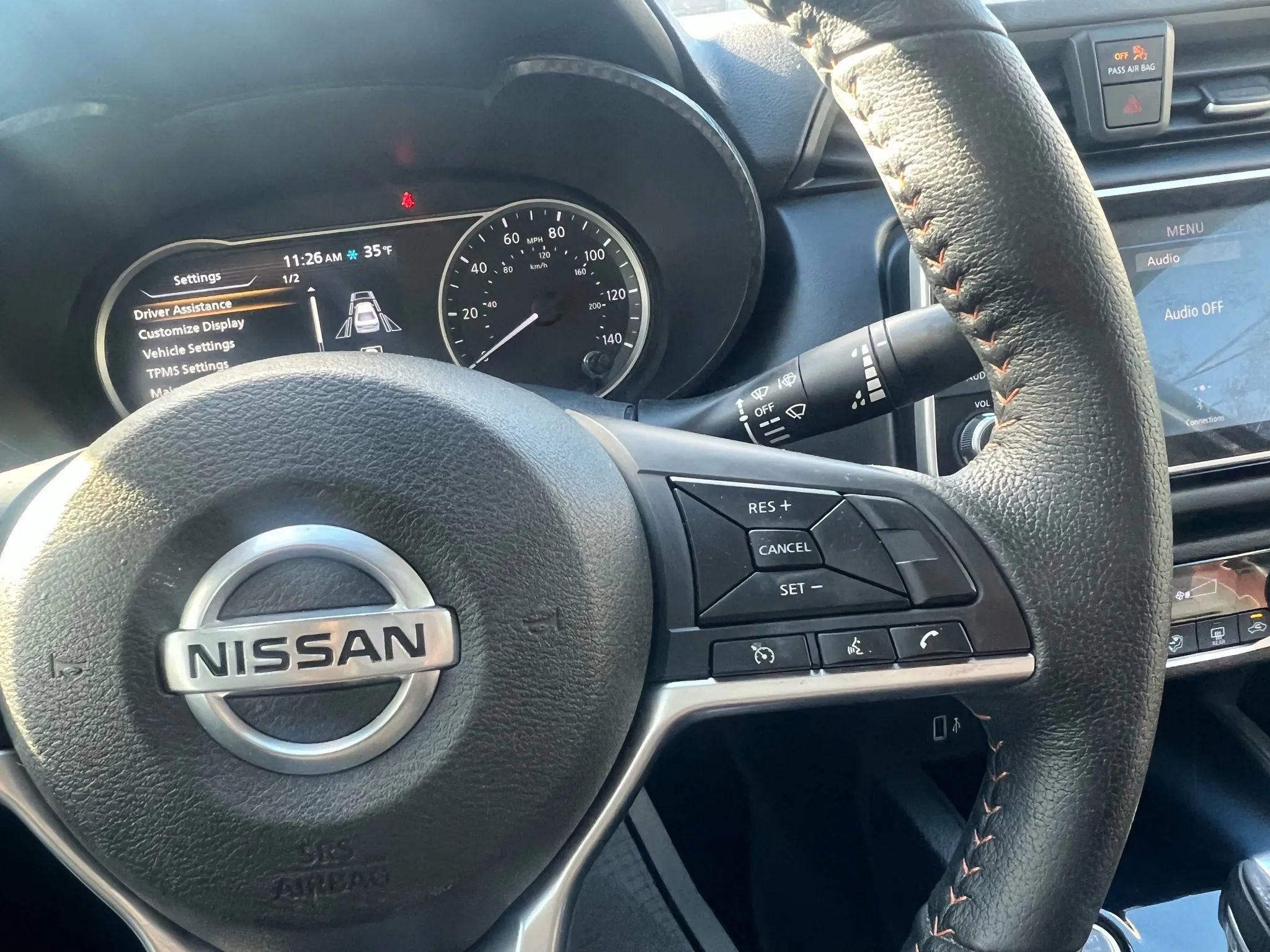Used 2020 Nissan Versa SR image 15