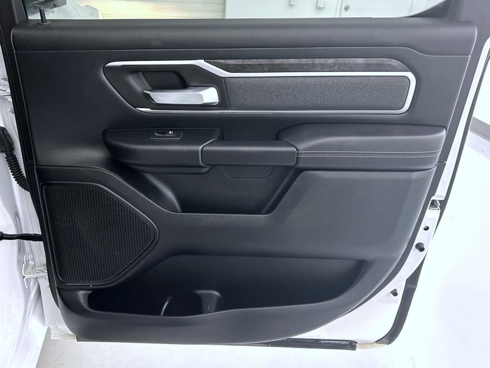 Used 2021 RAM 1500 Big Horn image 17