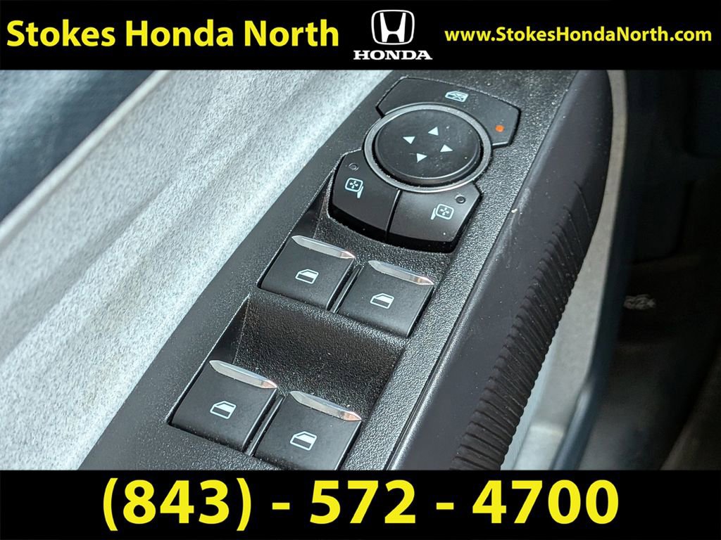 Used 2025 Ford Maverick XLT w/ Equipment Group 302A AWD/4WD image 25