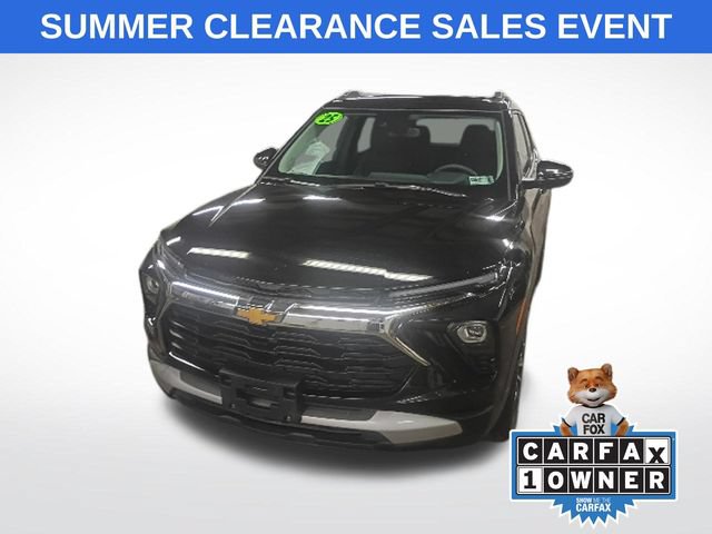 Used 2025 Chevrolet TrailBlazer LT AWD/4WD image 1