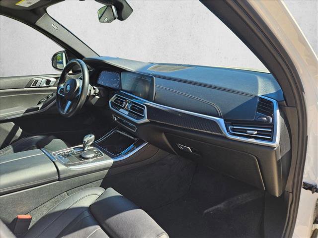 Used 2021 BMW X5 M50i w/ Premium Package image 17
