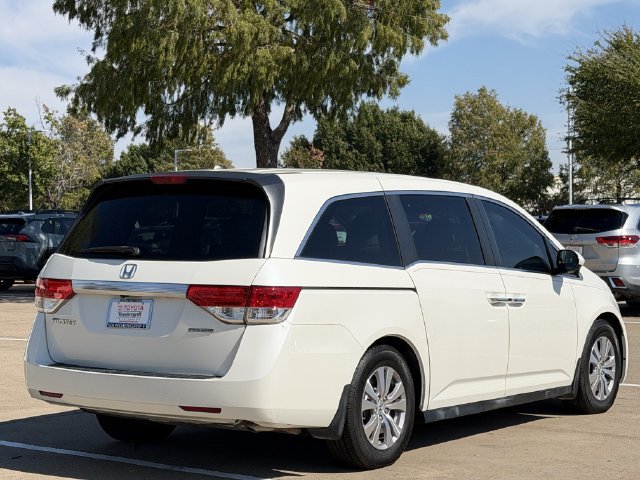 Used 2017 Honda Odyssey SE image 4