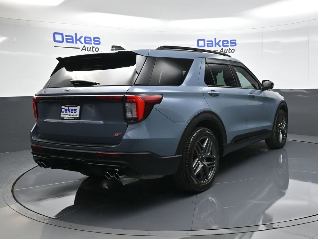 Used 2025 Ford Explorer ST w/ Sun And Sound Package image 7