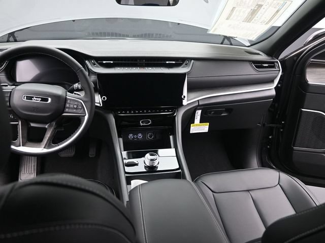 New 2026 Jeep Grand Cherokee Limited AWD/4WD image 23