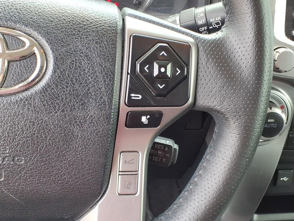 Used 2021 Toyota 4Runner Limited AWD/4WD image 19