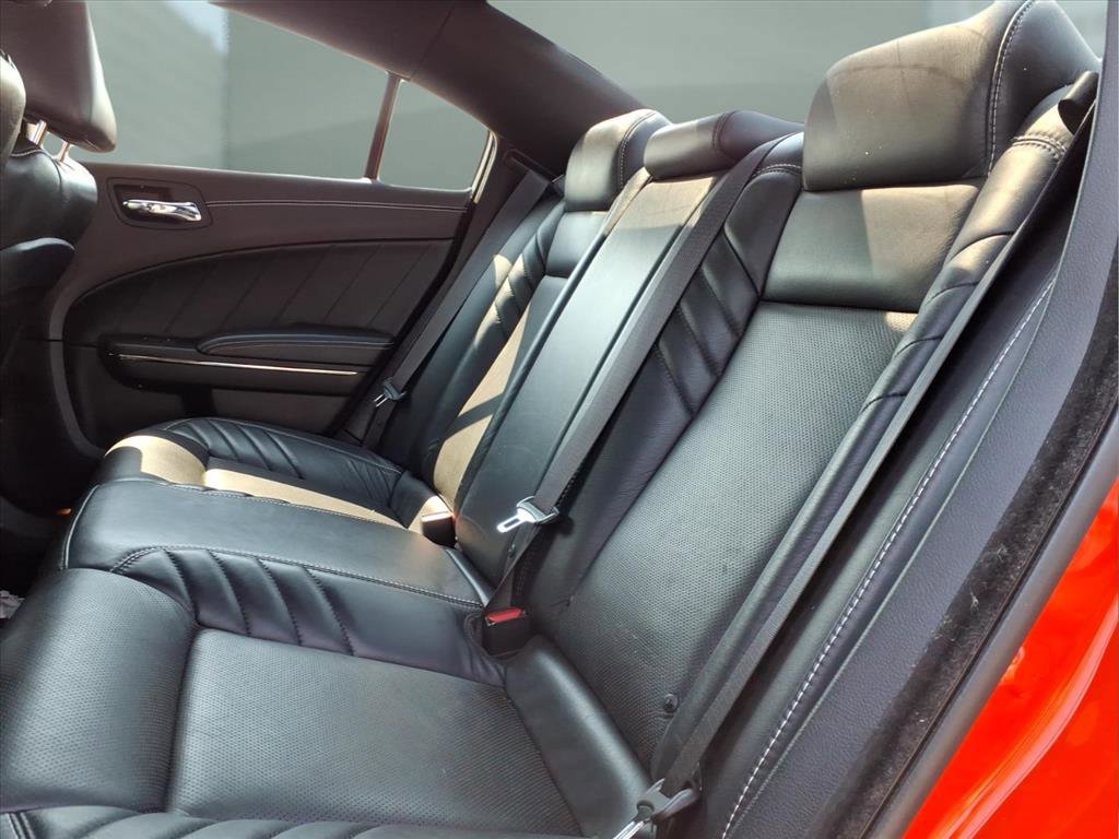 Used 2019 Dodge Charger SRT Hellcat w/ Navigation & Travel Group image 16