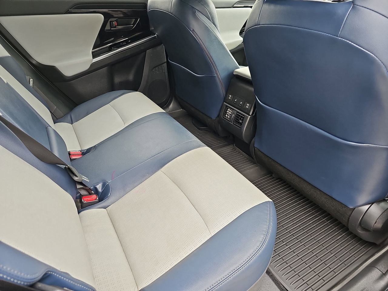 Certified 2023 Subaru Solterra AWD image 14