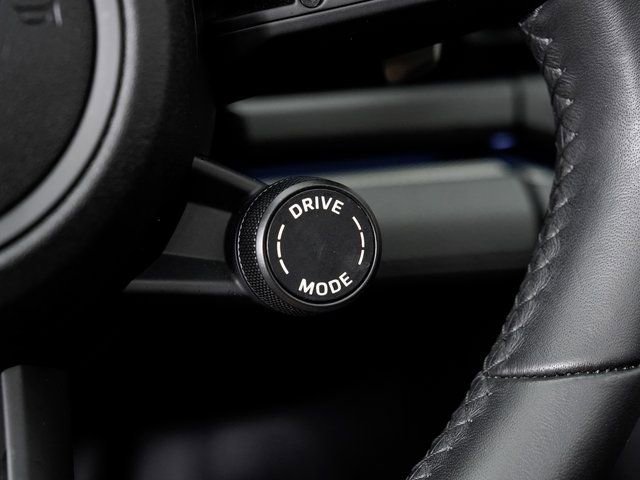 Certified 2025 Porsche Panamera 4 image 15