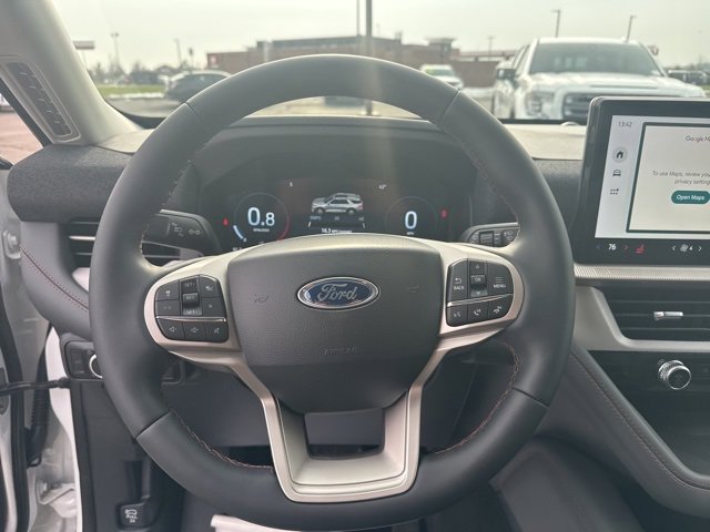 Used 2025 Ford Explorer Active image 24