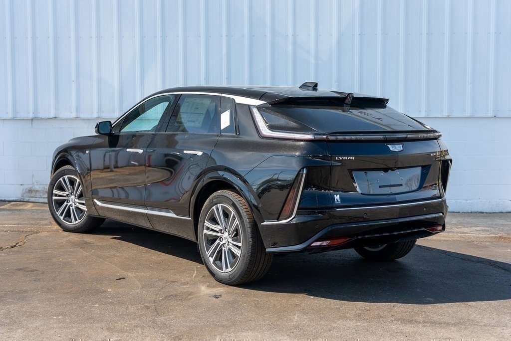New 2025 Cadillac Lyriq Luxury image 5