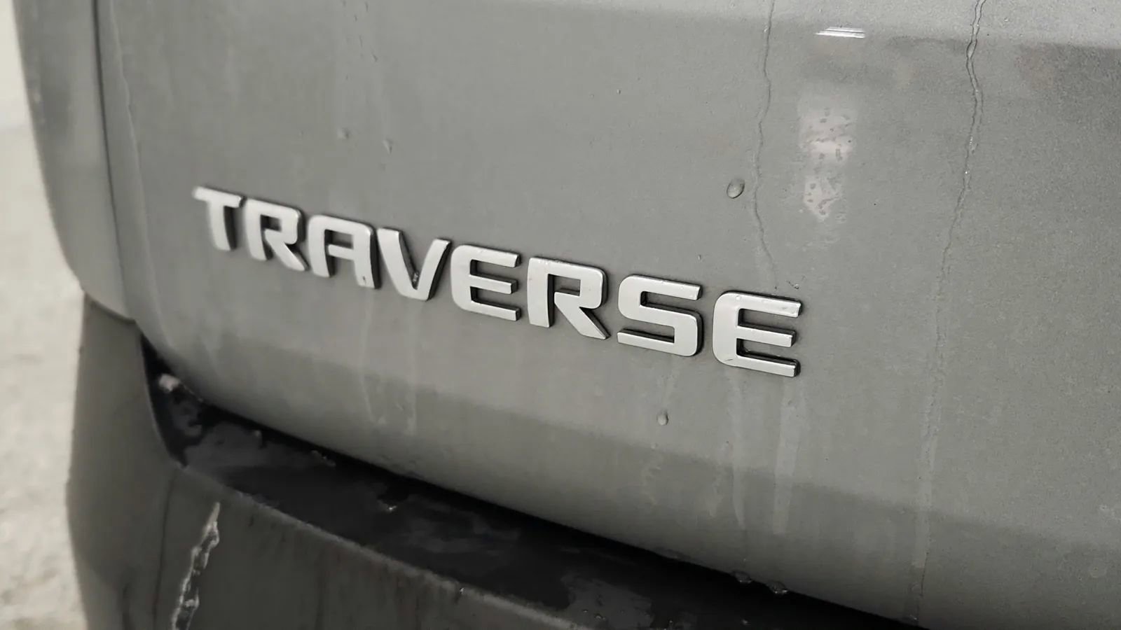 Used 2023 Chevrolet Traverse LT image 18