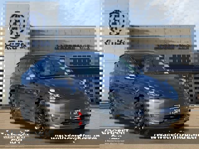 Used 2023 Tesla Model Y Long Range image 1