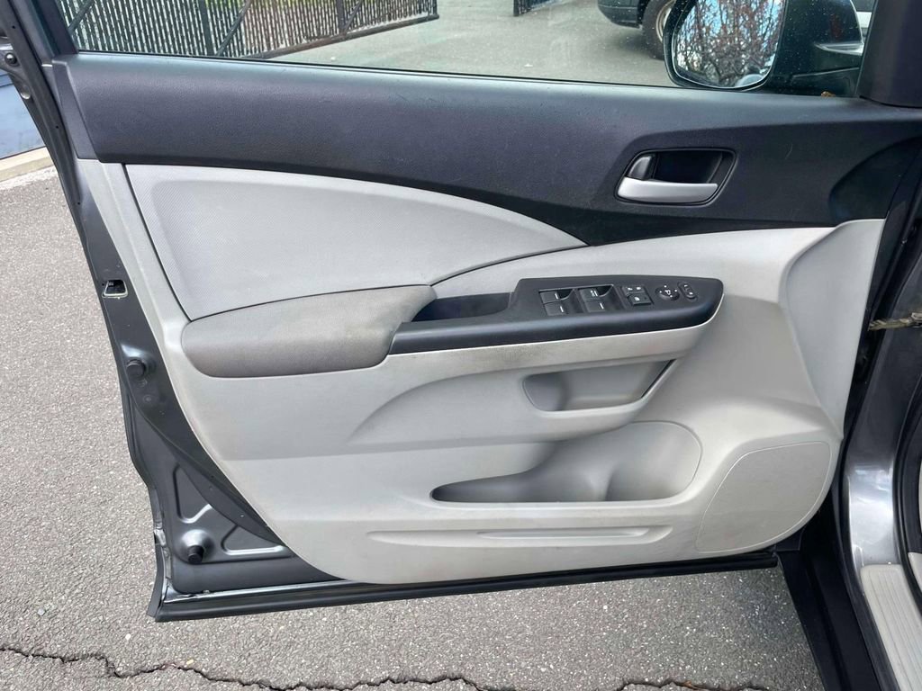 Used 2013 Honda CR-V LX image 15