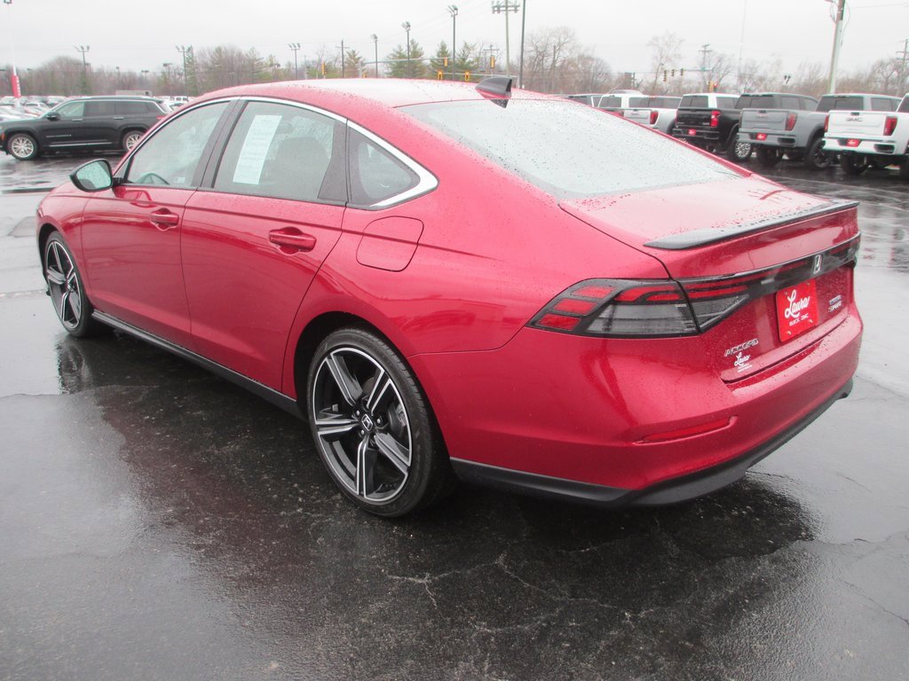 Used 2025 Honda Accord Sport image 6