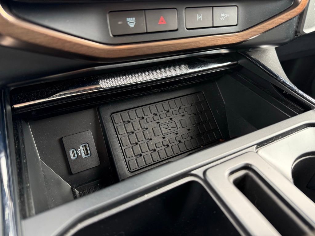 Used 2023 Ford F150 Lightning Lariat image 22