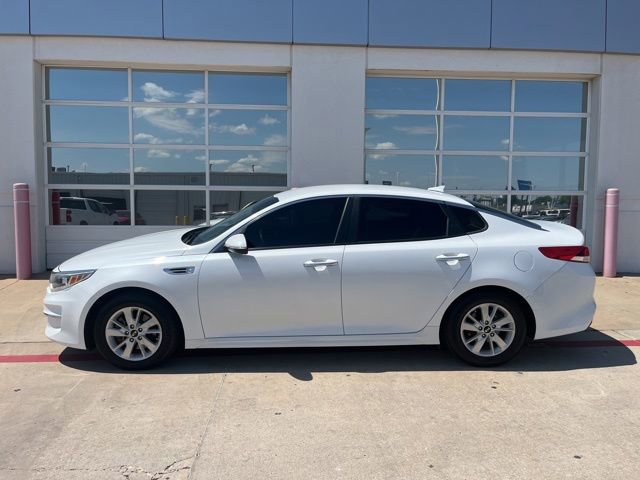 Used 2016 Kia Optima LX w/ LX Convenience Package FWD image 2