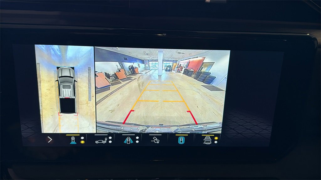 Used 2022 GMC Sierra 1500 AT4 w/ AT4 Premium Package image 39