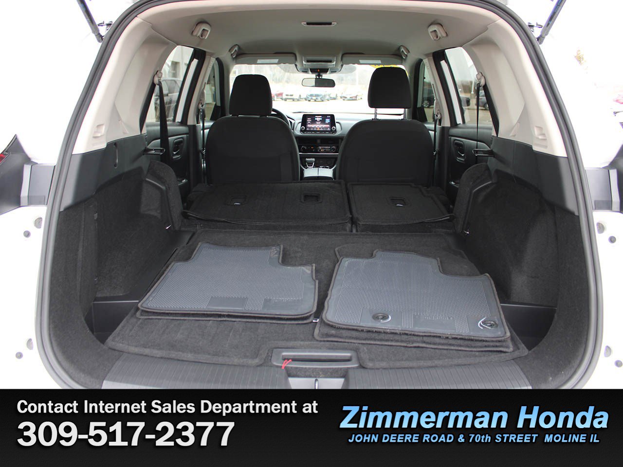 Used 2024 Nissan Rogue S image 7