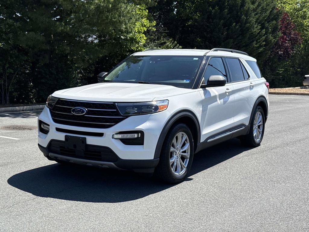 Used 2020 Ford Explorer XLT w/ Equipment Group 202A RWD image 20