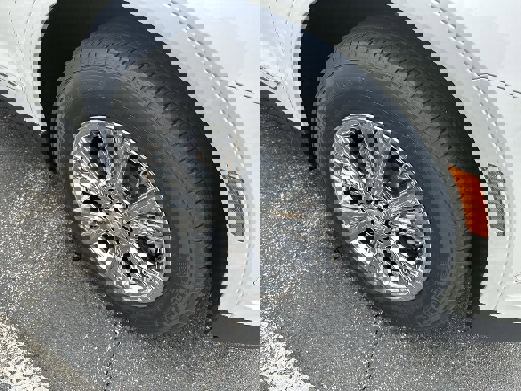 Certified 2023 Cadillac XT5 Premium Luxury w/ Technology Package image 10