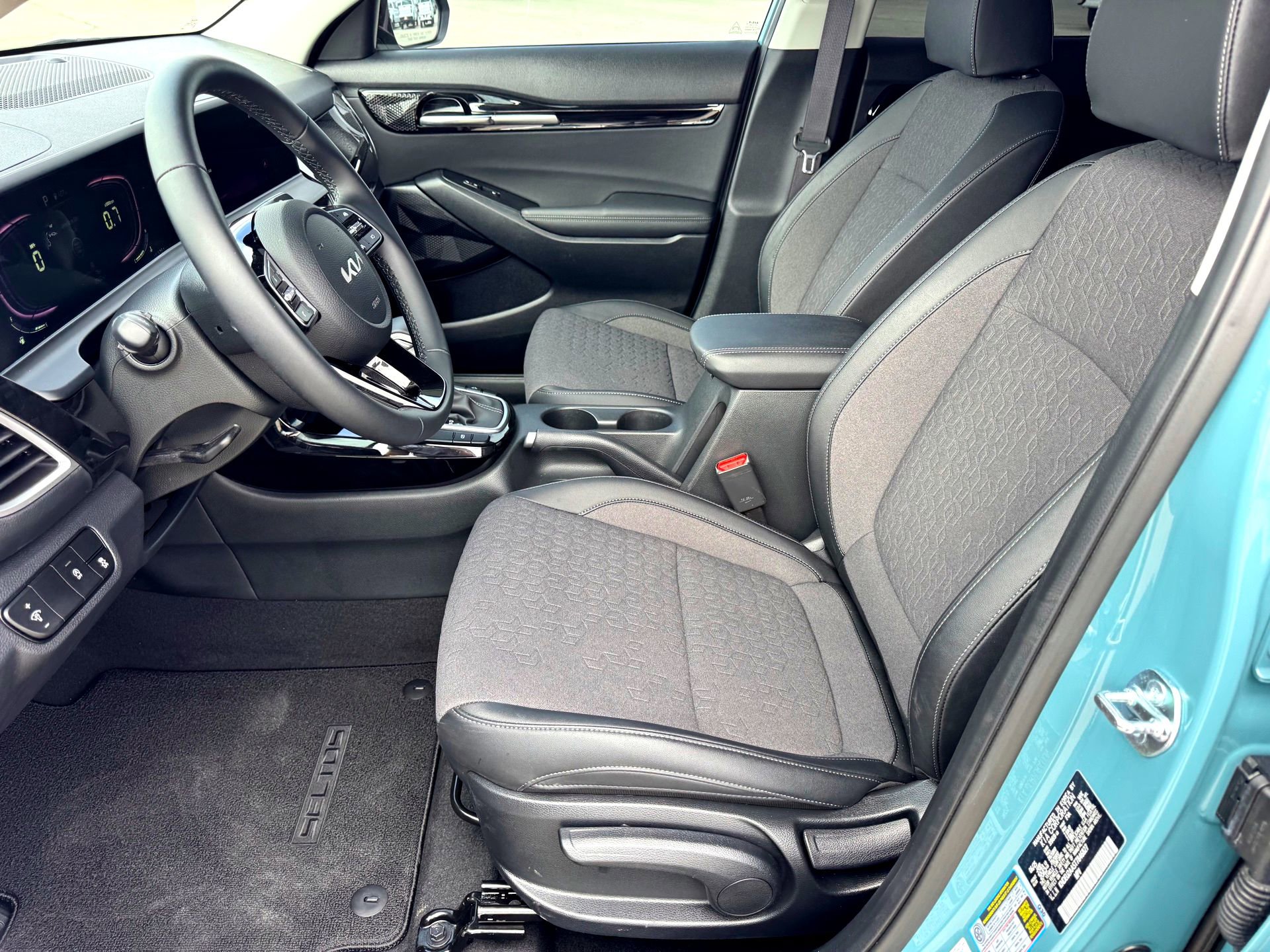 Used 2026 Kia Seltos S image 12