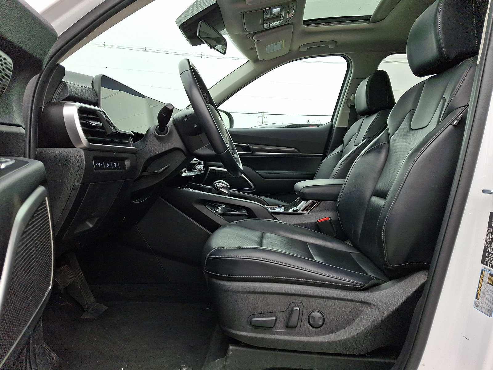 Certified 2024 Kia Telluride S w/ S Sunroof Package AWD/4WD image 13