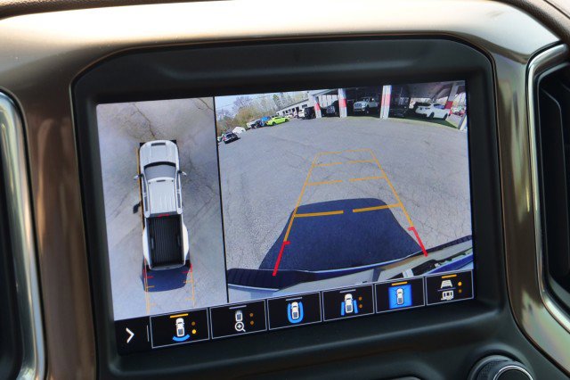 Used 2022 Chevrolet Silverado 3500 High Country w/ Technology Package image 44