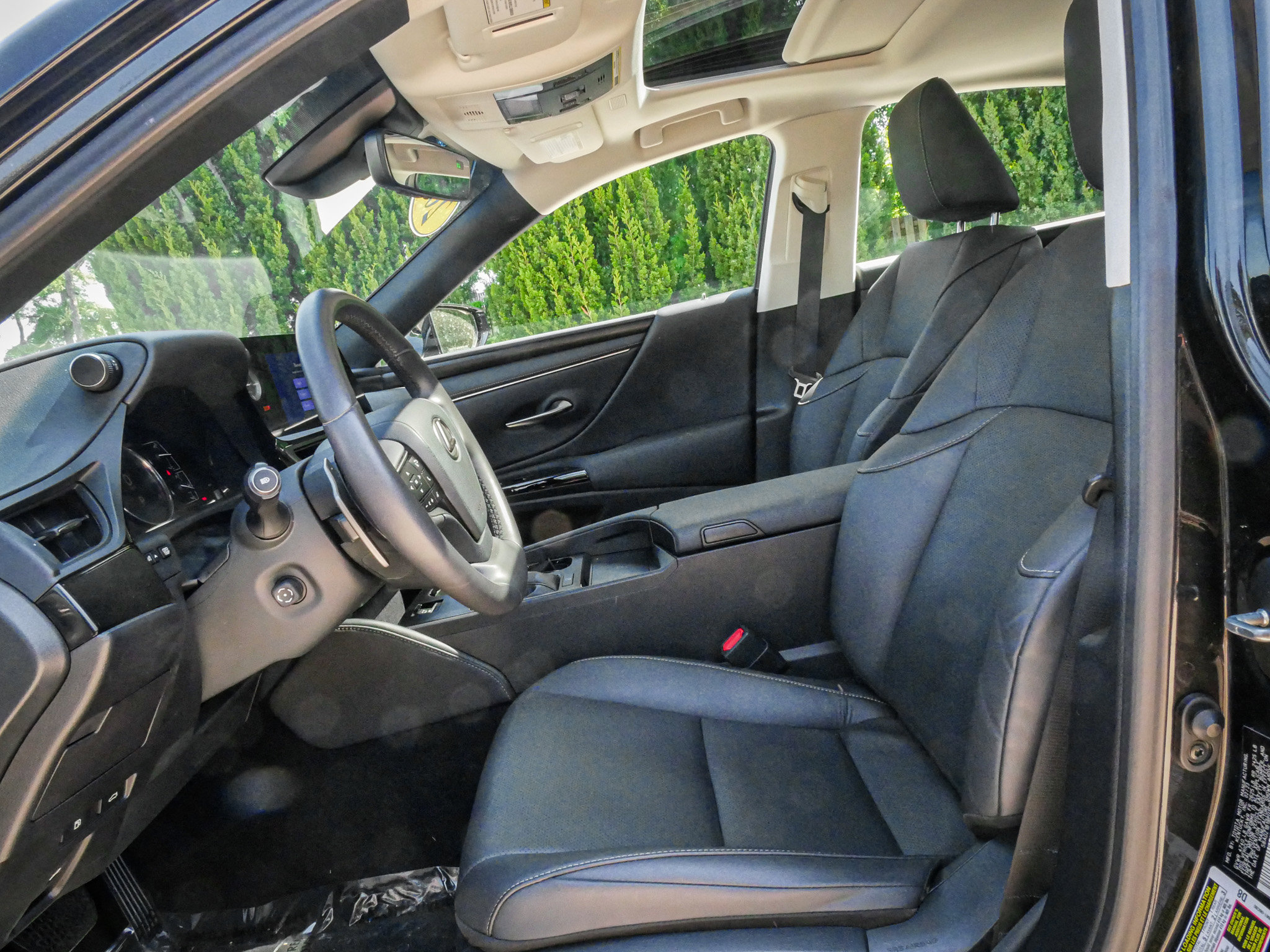 Used 2023 Lexus ES 350 w/ Premium Package FWD image 16